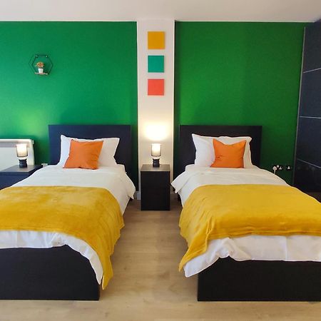Duplex Apartment In Leeds With King Size Bed - Long Stay Rates Available ภายนอก รูปภาพ